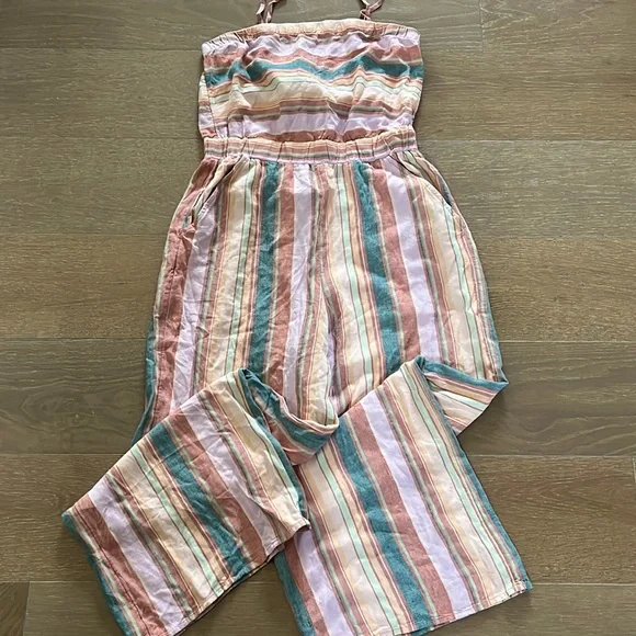 NWT American Eagle Striped Jumpsuit size medium - Picture 1 of 7